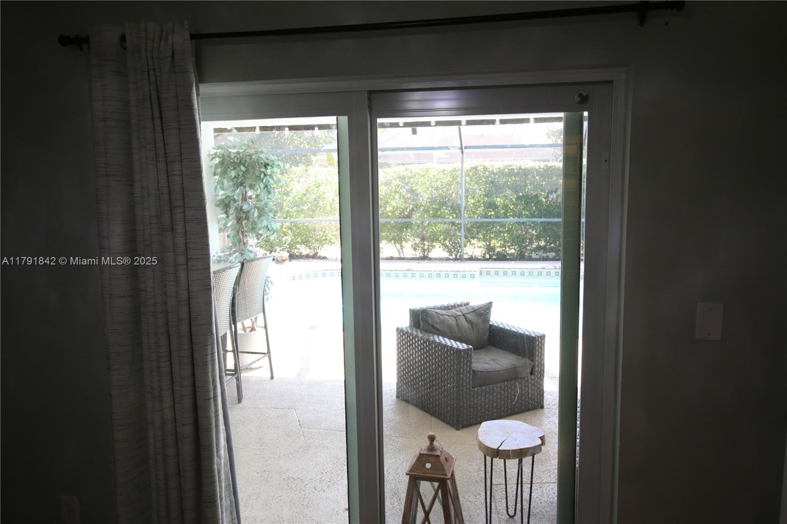 SOUTH SHORE 4 OF WELLINGT - Residential