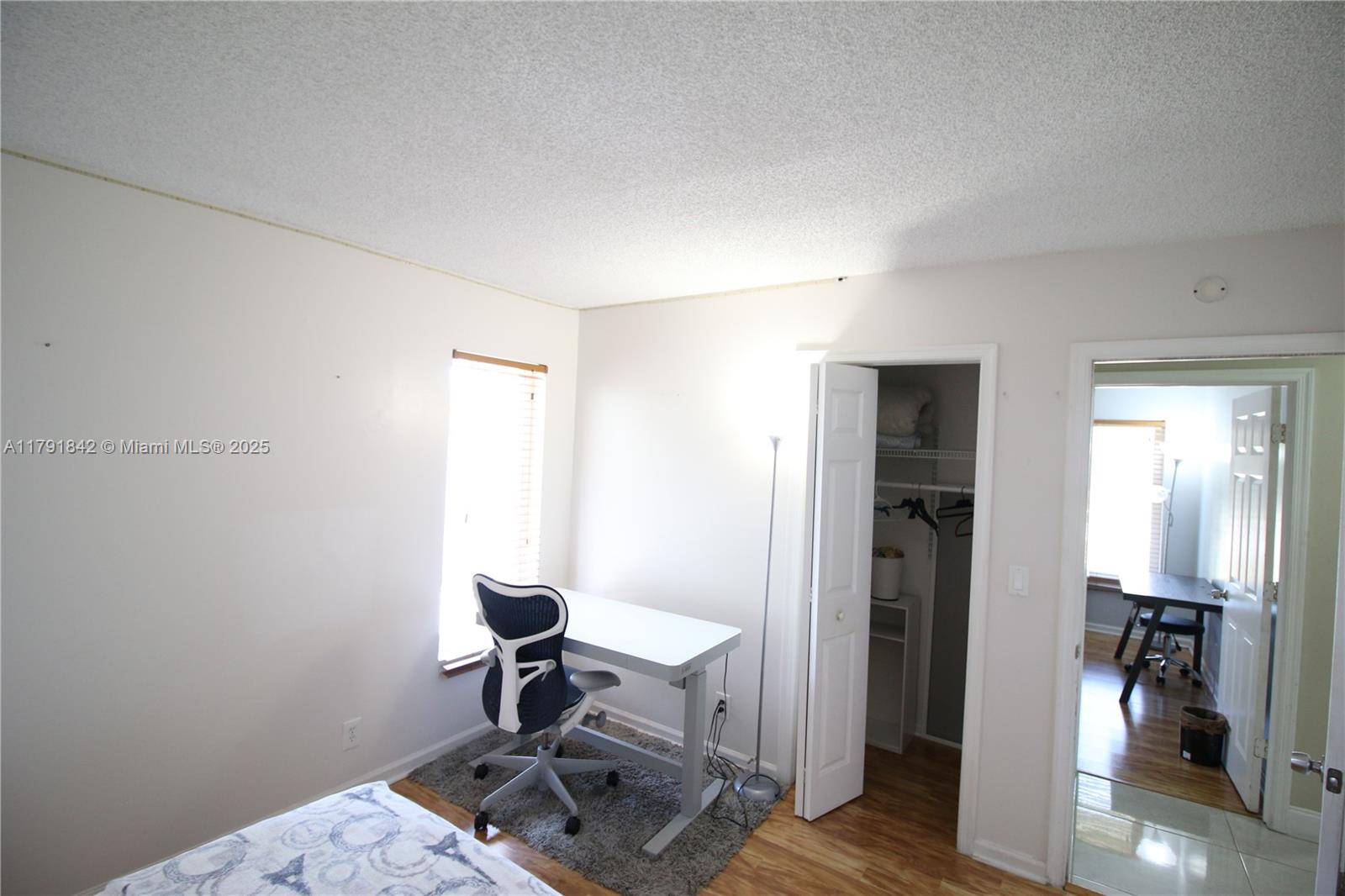 SOUTH SHORE 4 OF WELLINGT - Residential