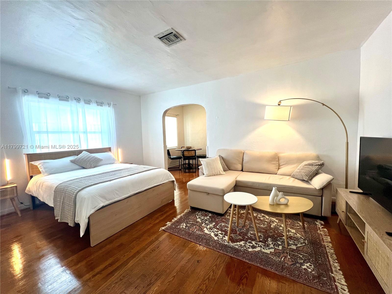 Rental Property at 1001 7th St 203, Miami Beach, Miami-Dade County, Florida - Bathrooms: 1  - $1,990 MO.