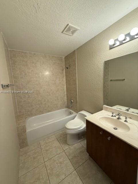 2725 NE 8th Ave