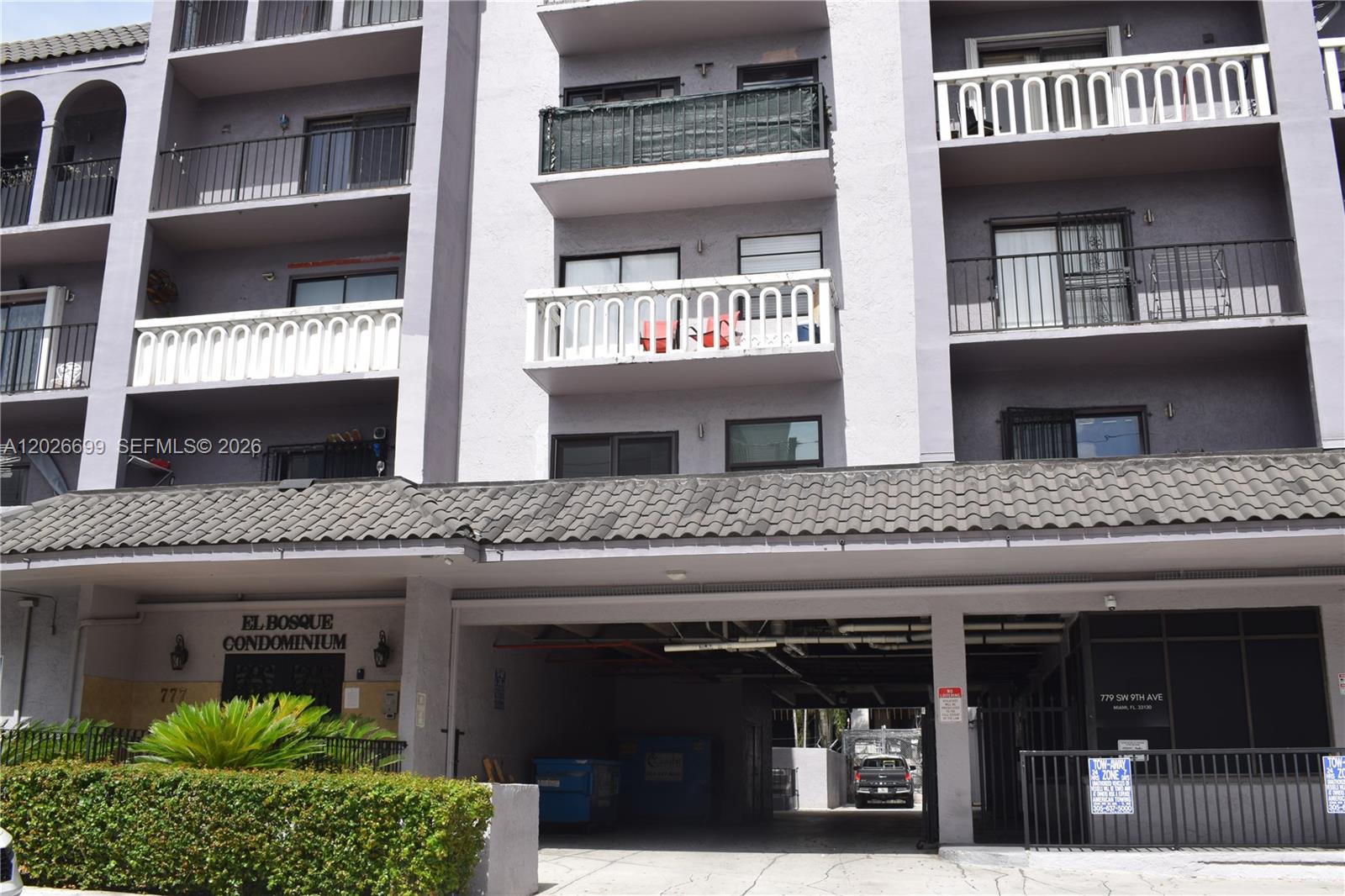 EL BOSQUE AT LITTLE HAVAN - Residential