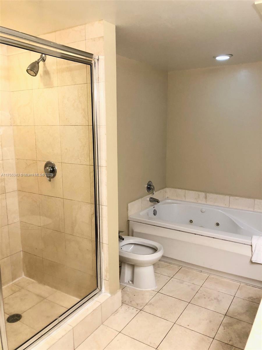 OCEAN POINT BEACH CLUB CO - Residential Lease