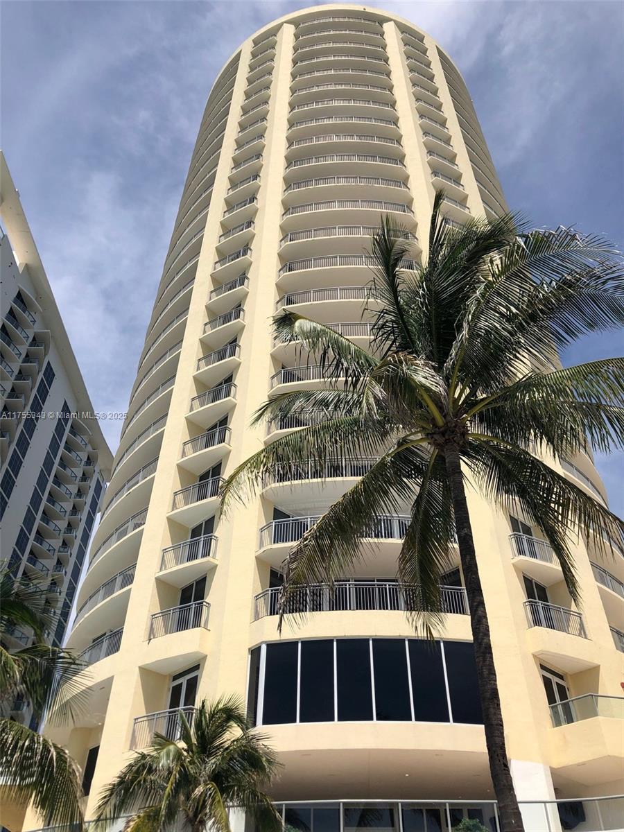 OCEAN POINT BEACH CLUB CO - Residential Lease