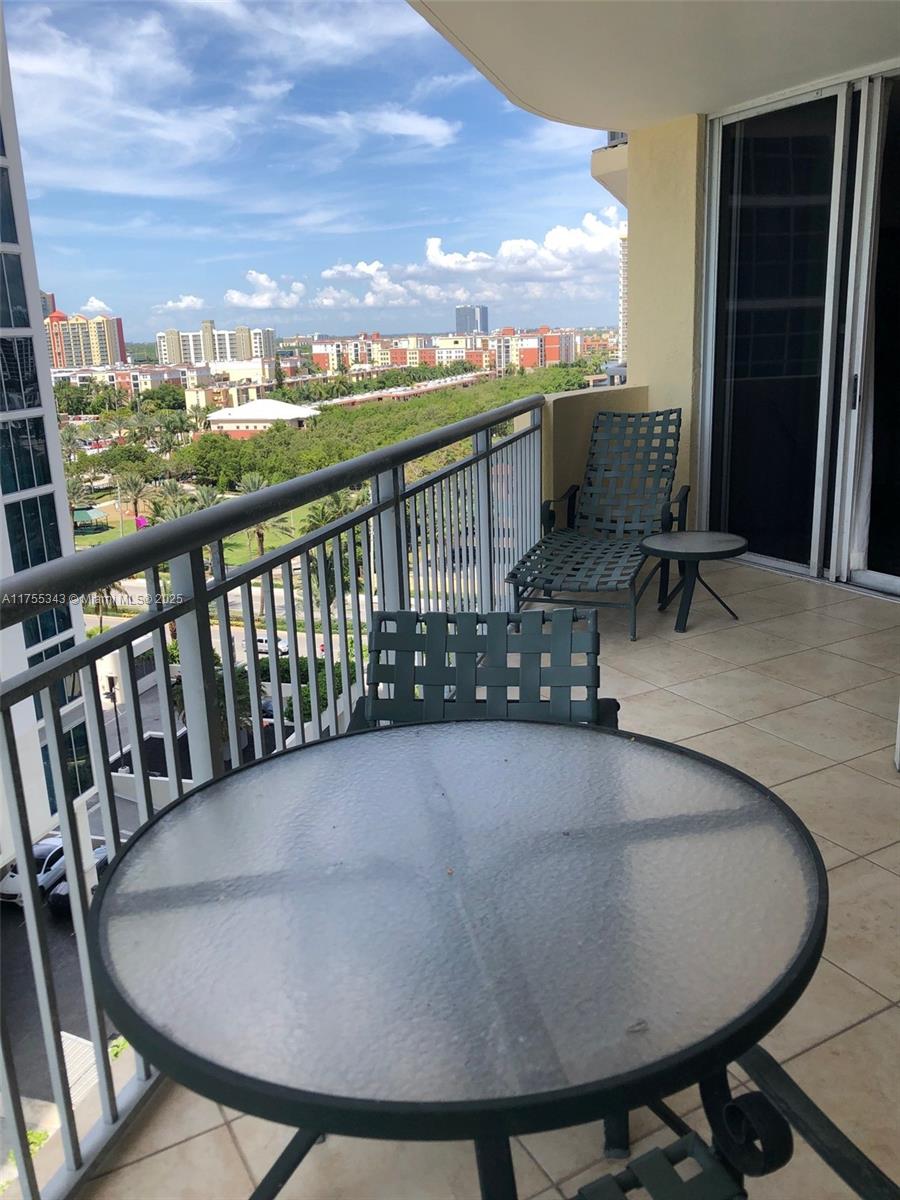 OCEAN POINT BEACH CLUB CO - Residential Lease