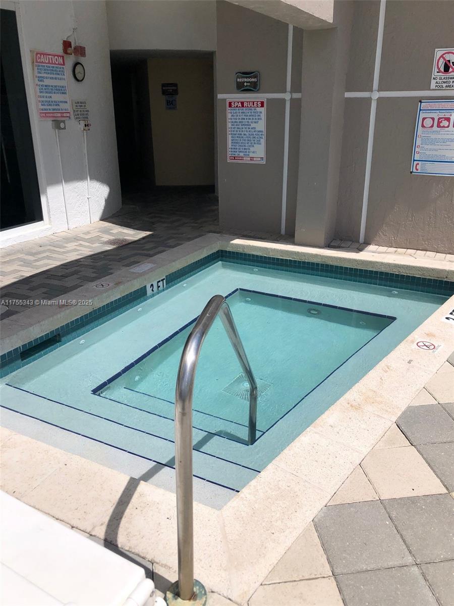 OCEAN POINT BEACH CLUB CO - Residential Lease