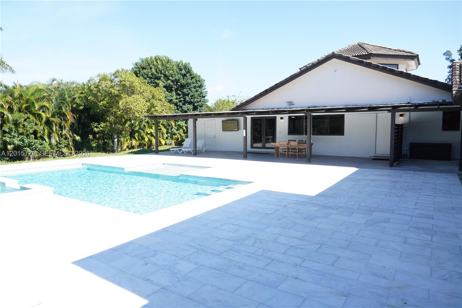 GRIFFIN 345 PLAT - Residential Lease