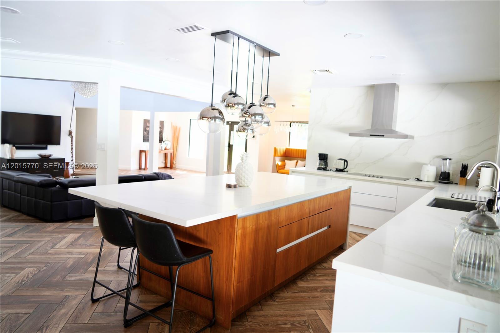 GRIFFIN 345 PLAT - Residential Lease