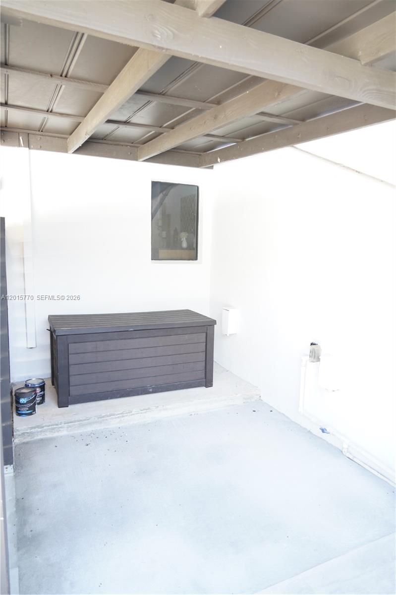 GRIFFIN 345 PLAT - Residential Lease