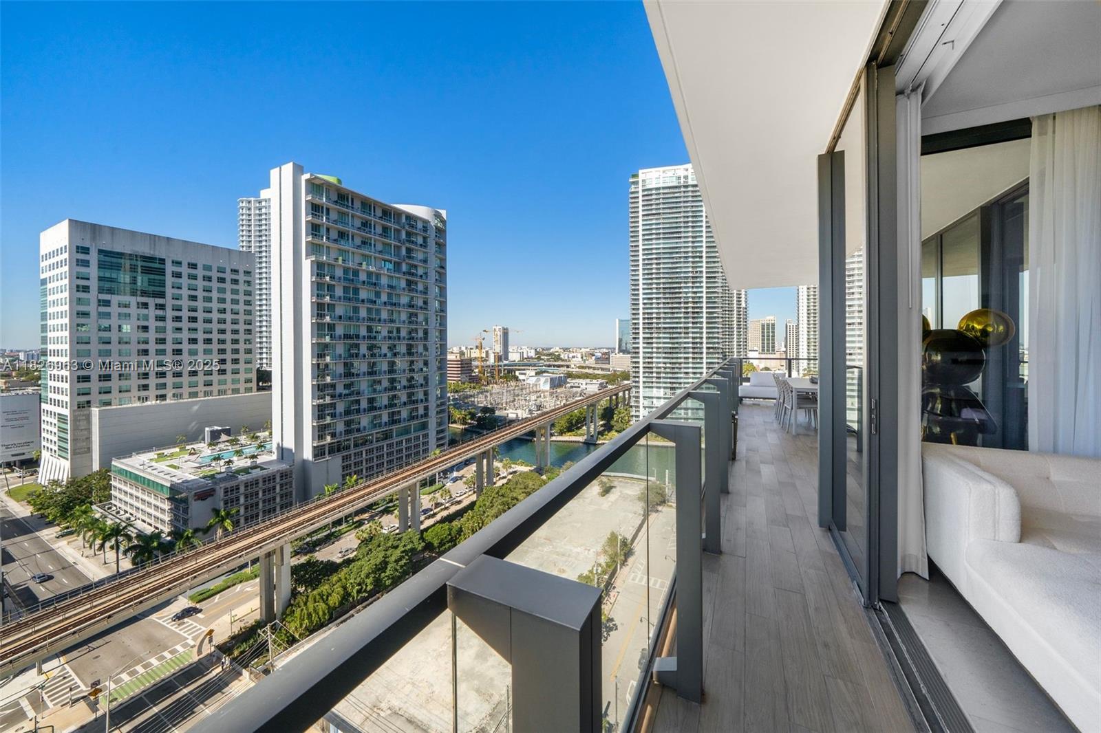 RISE CONDO - Residential Lease