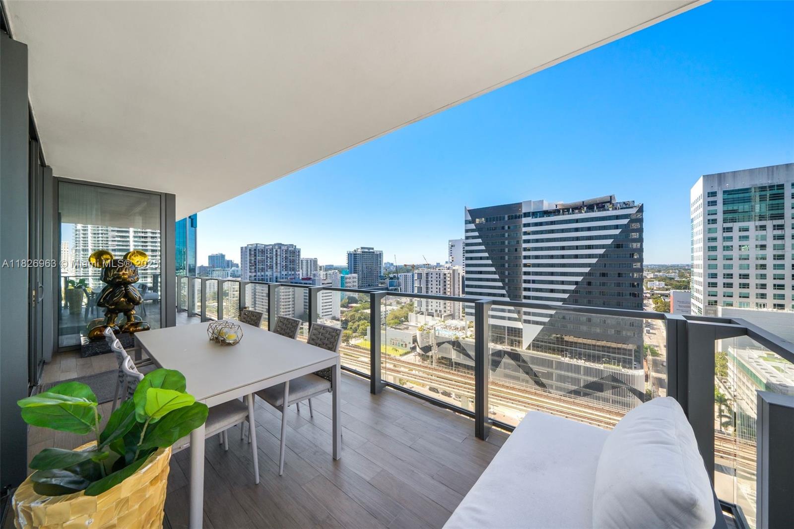 RISE CONDO - Residential Lease