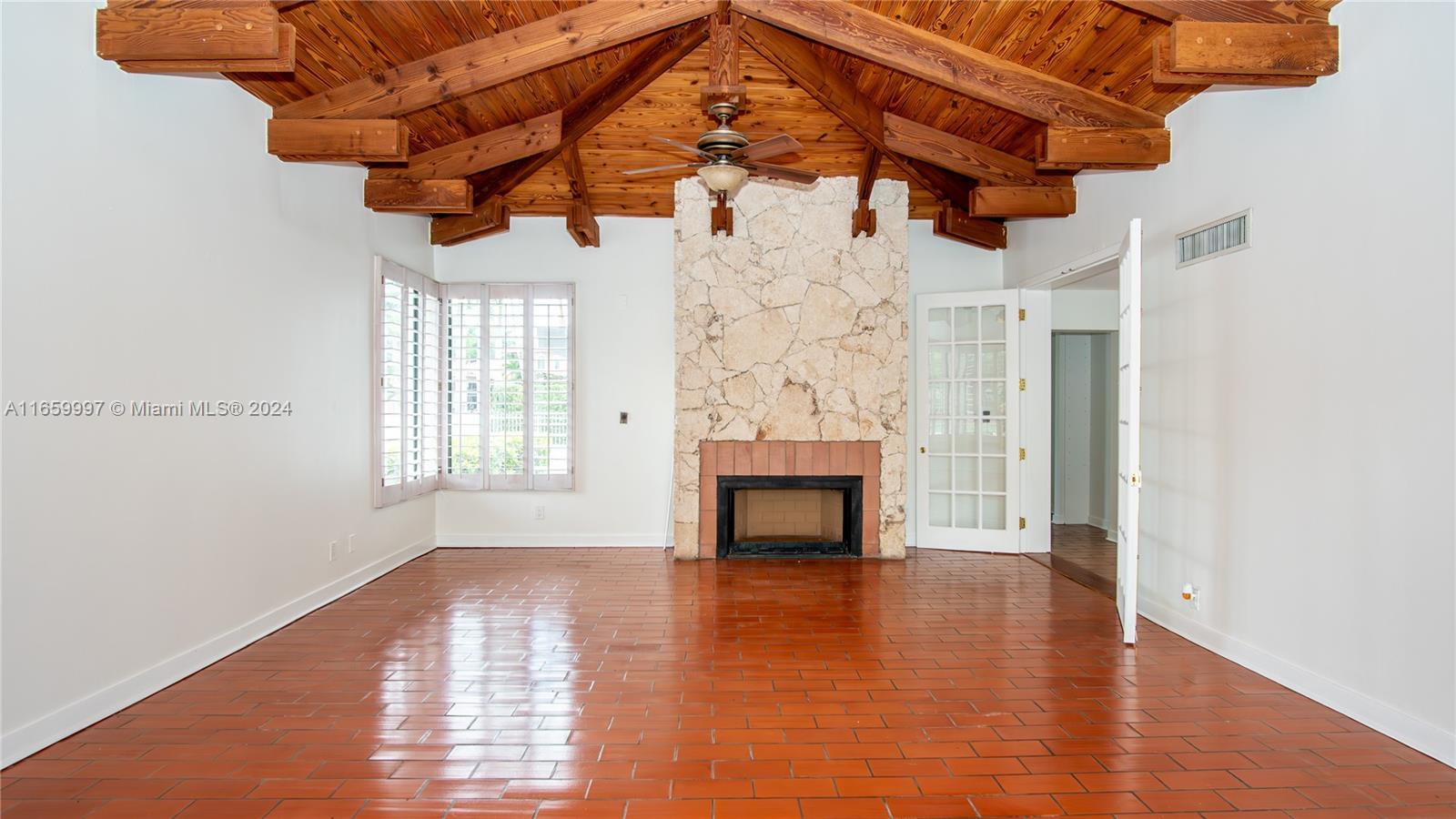 J G HEADS FARMS UNIT A - Residential