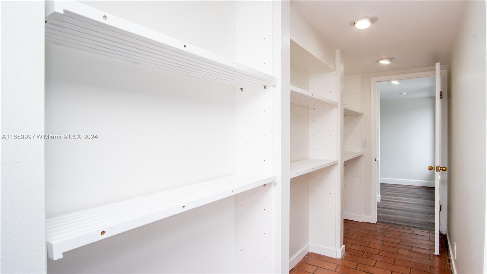 J G HEADS FARMS UNIT A - Residential