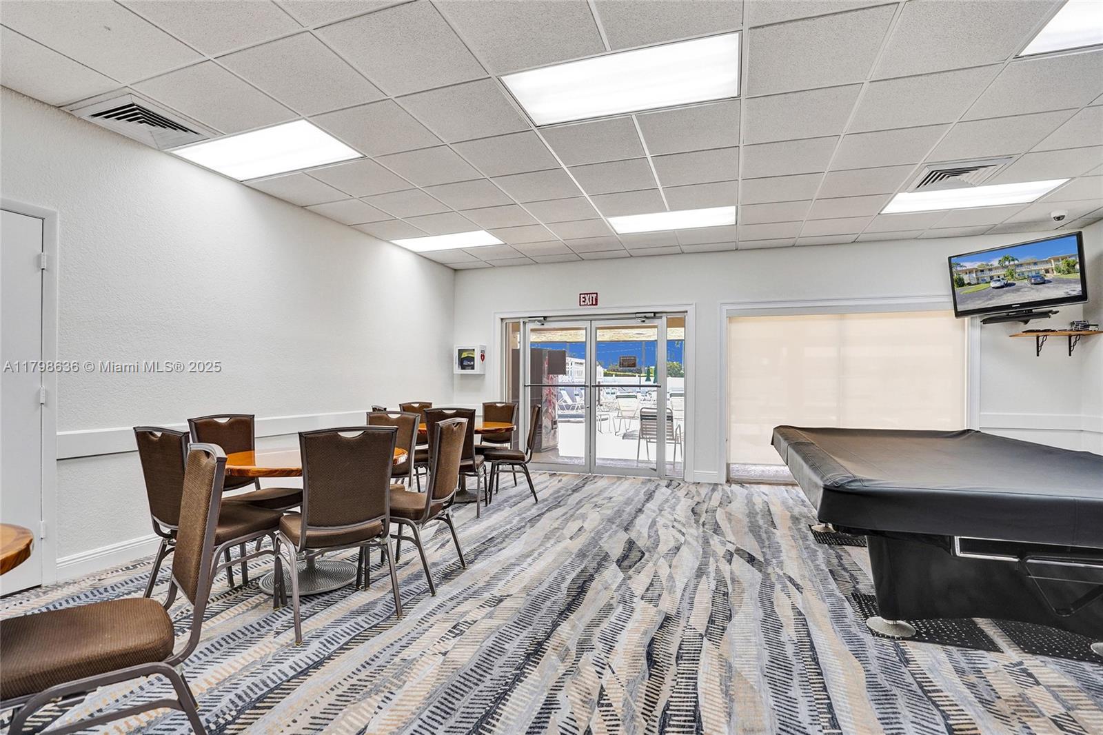 PINES OF DELRAY NORTH CON - Residential