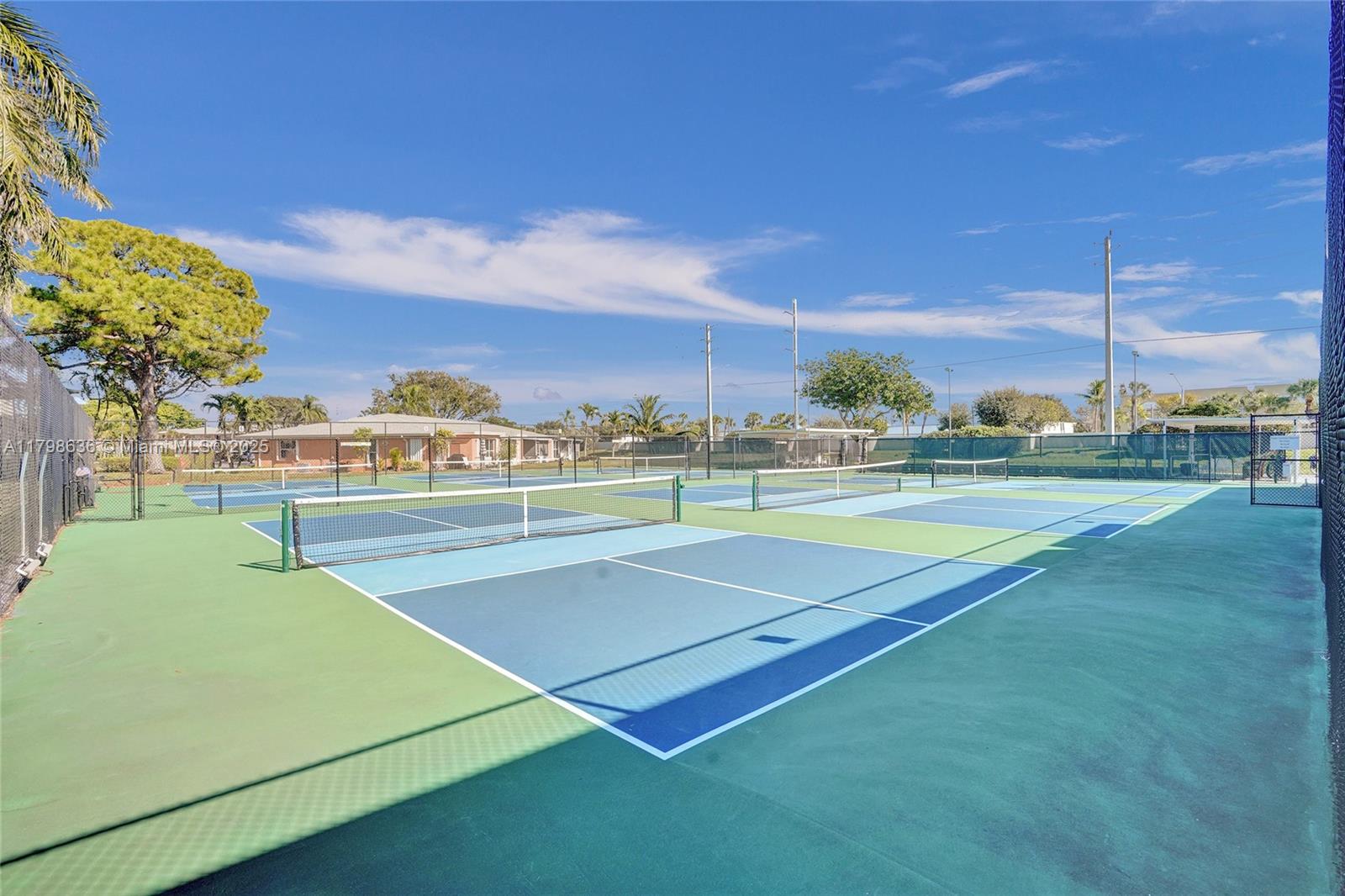 PINES OF DELRAY NORTH CON - Residential