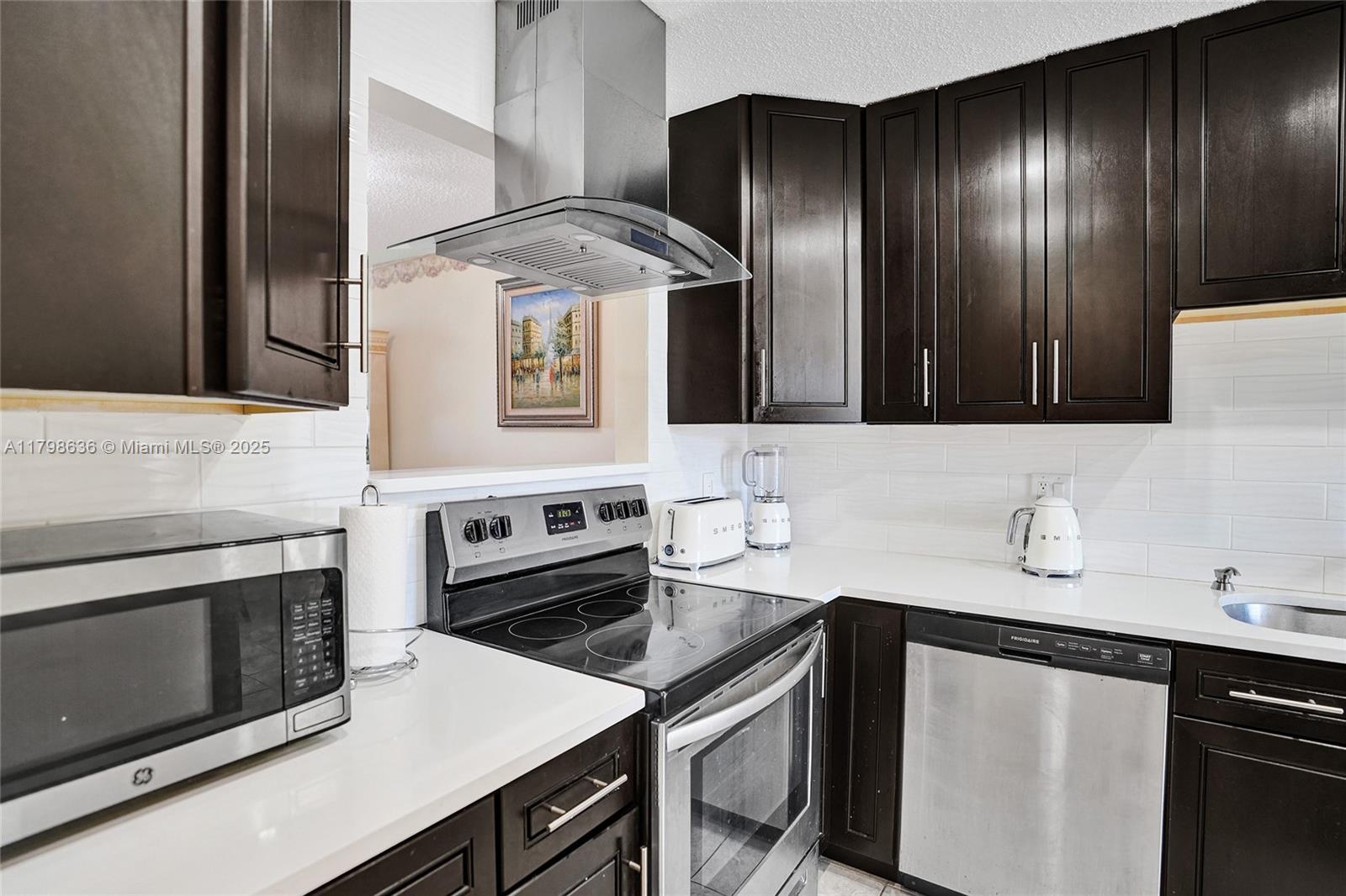 PINES OF DELRAY NORTH CON - Residential