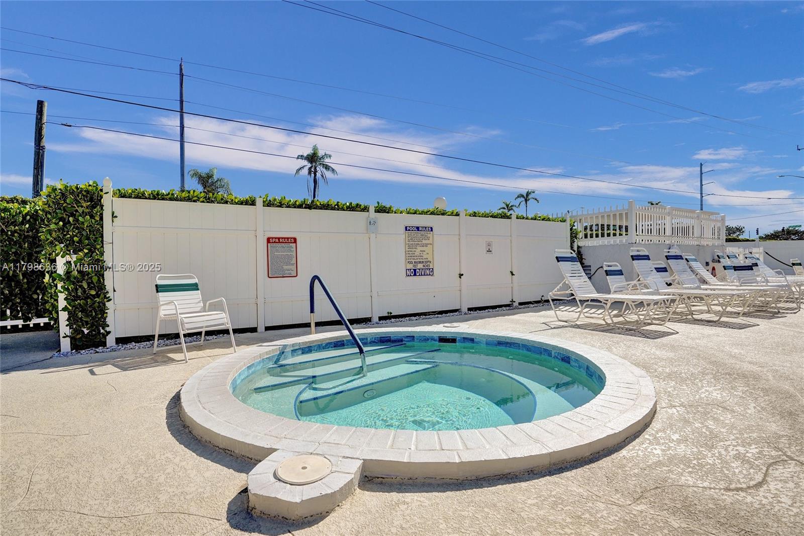 PINES OF DELRAY NORTH CON - Residential