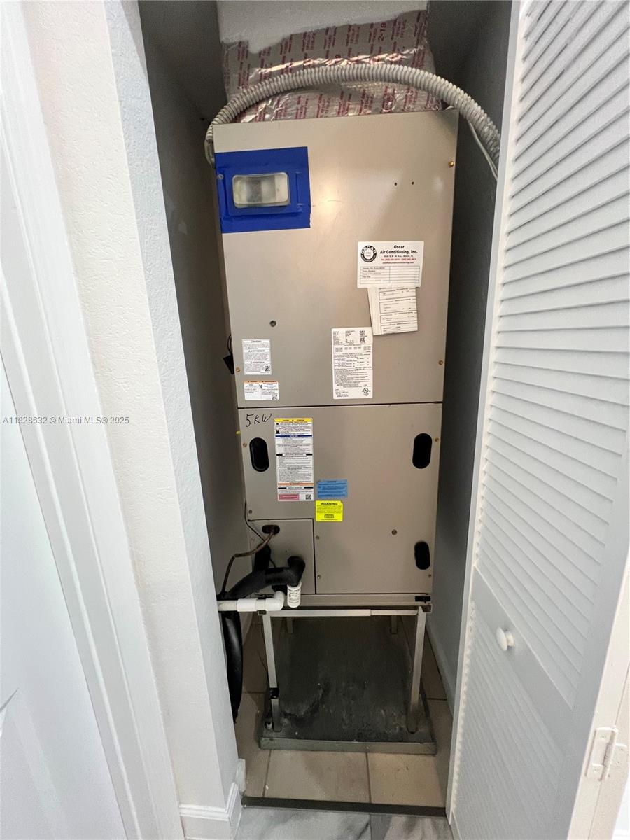 COCO PALM VILLAS - Residential Lease