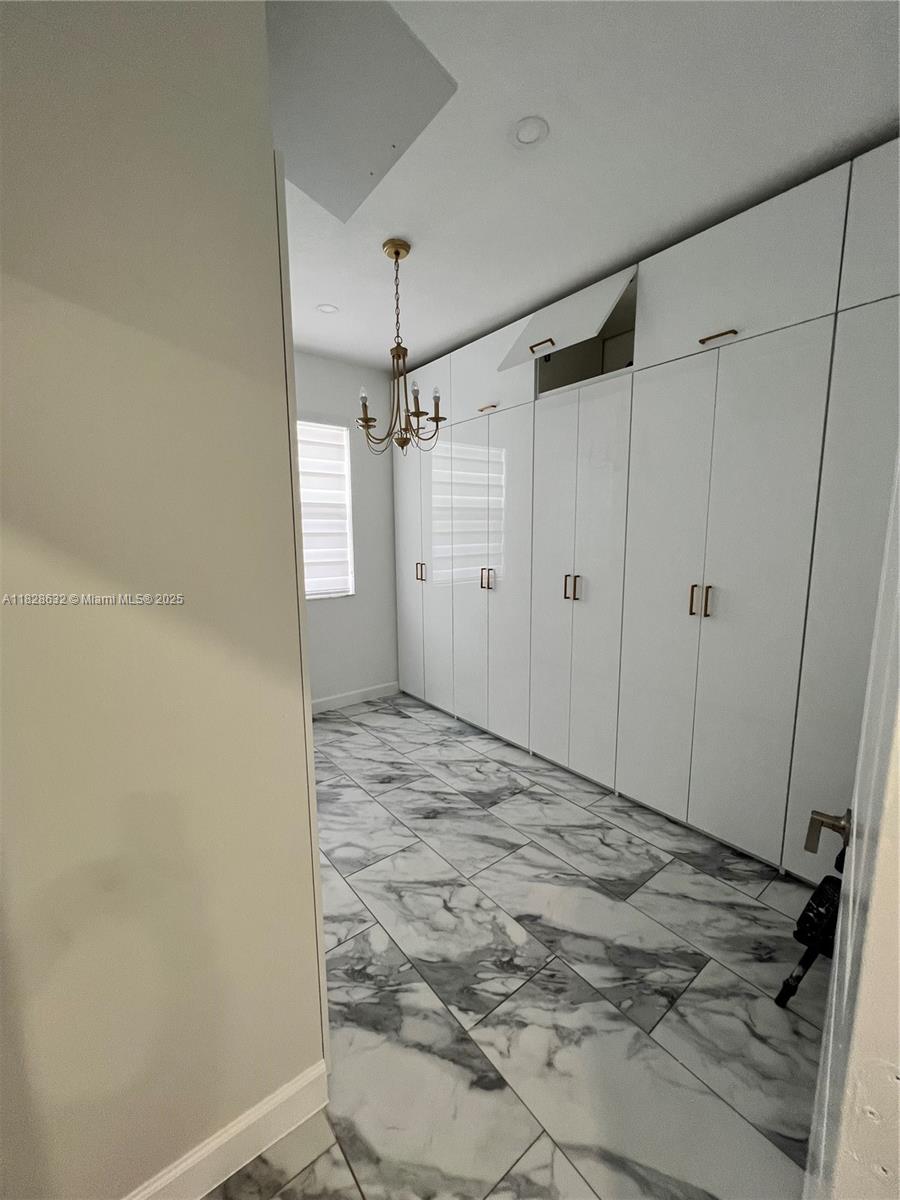 COCO PALM VILLAS - Residential Lease