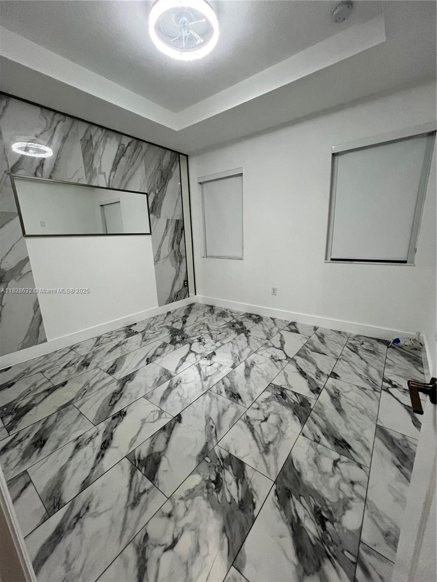 COCO PALM VILLAS - Residential Lease