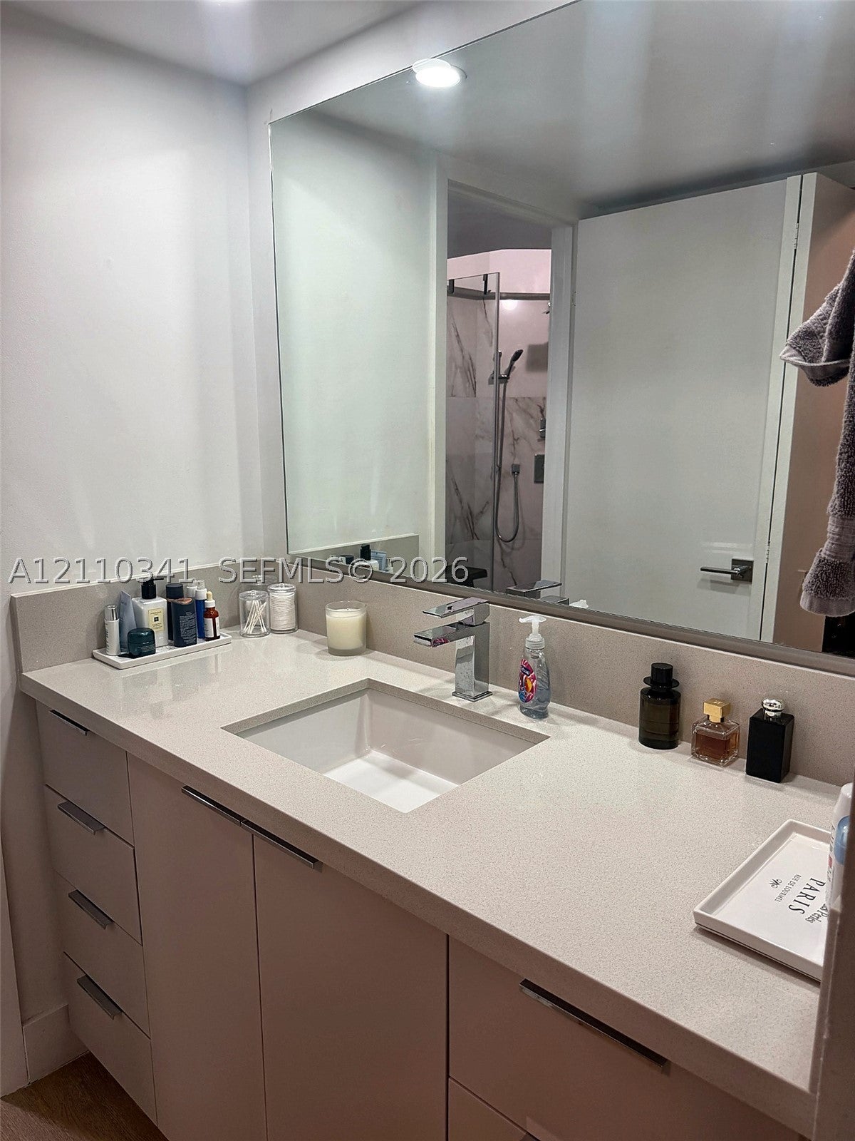 1915 Brickell Ave C812
