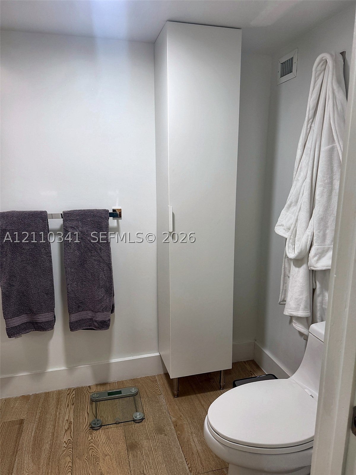 1915 Brickell Ave C812