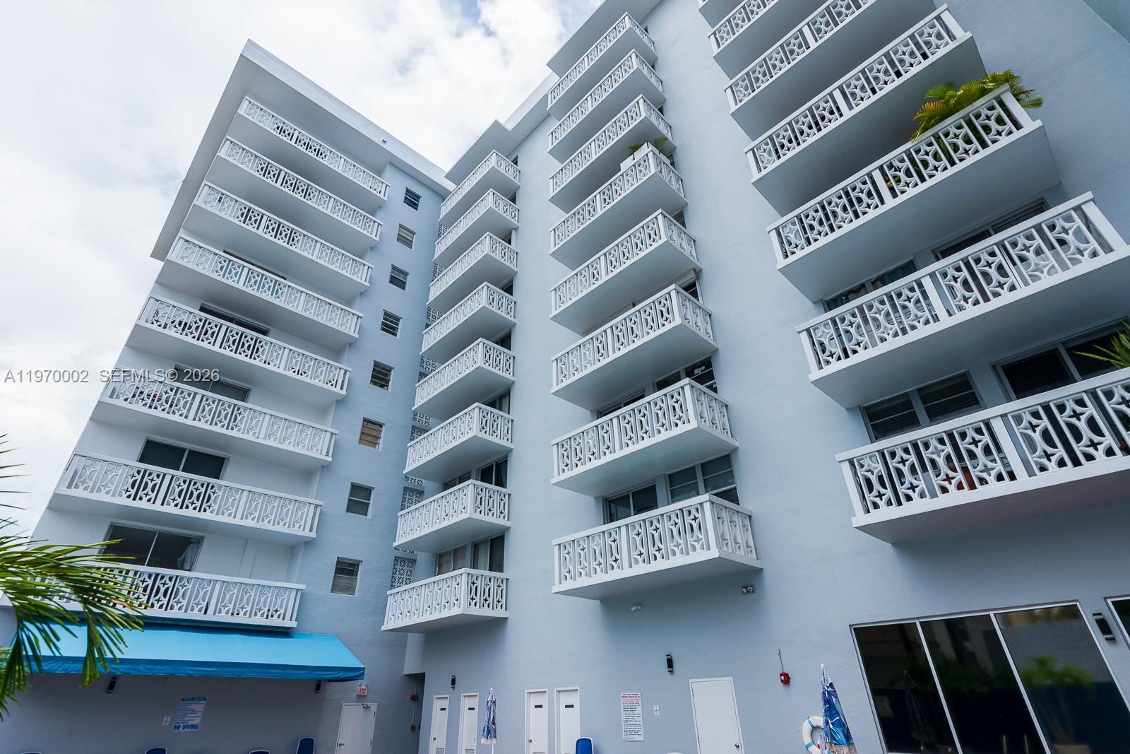 ADMIRAL TOWERS CONDO - Residential