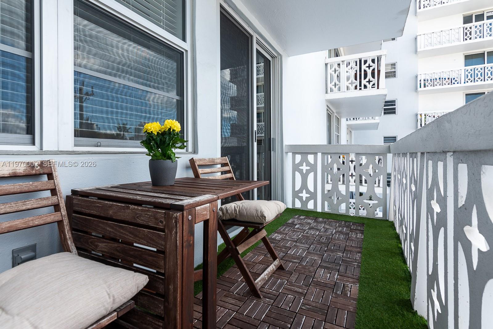 ADMIRAL TOWERS CONDO - Residential