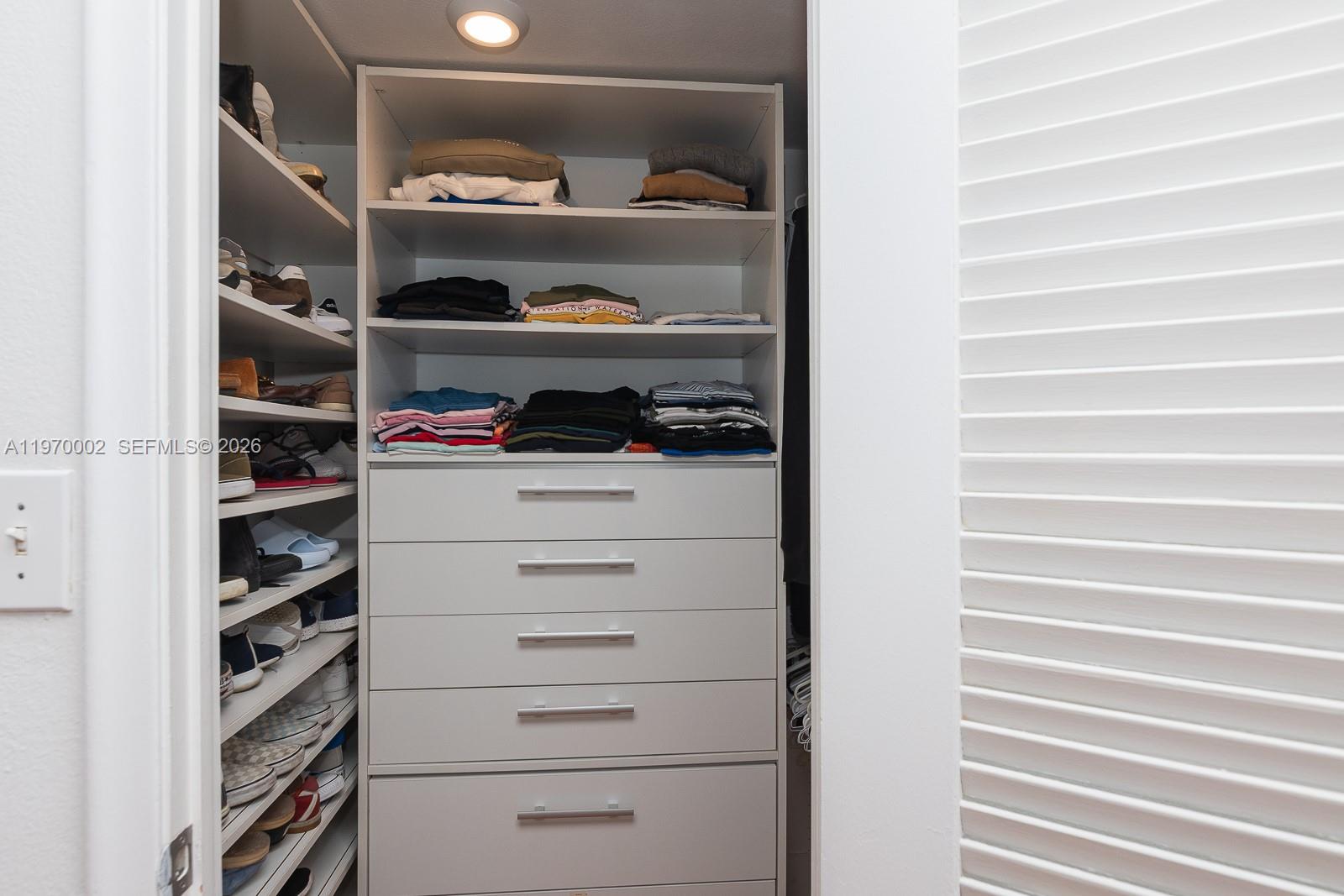 ADMIRAL TOWERS CONDO - Residential