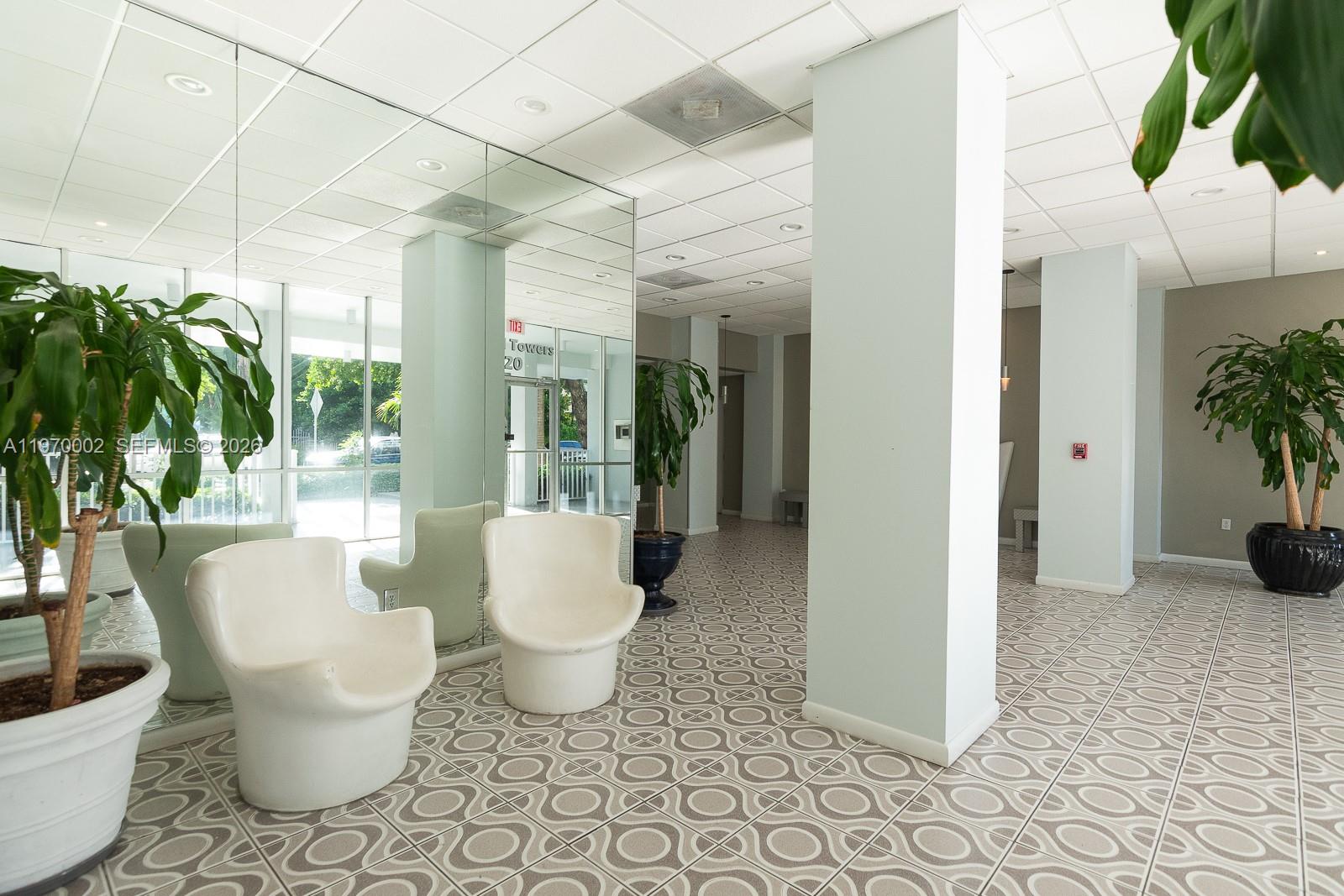 ADMIRAL TOWERS CONDO - Residential