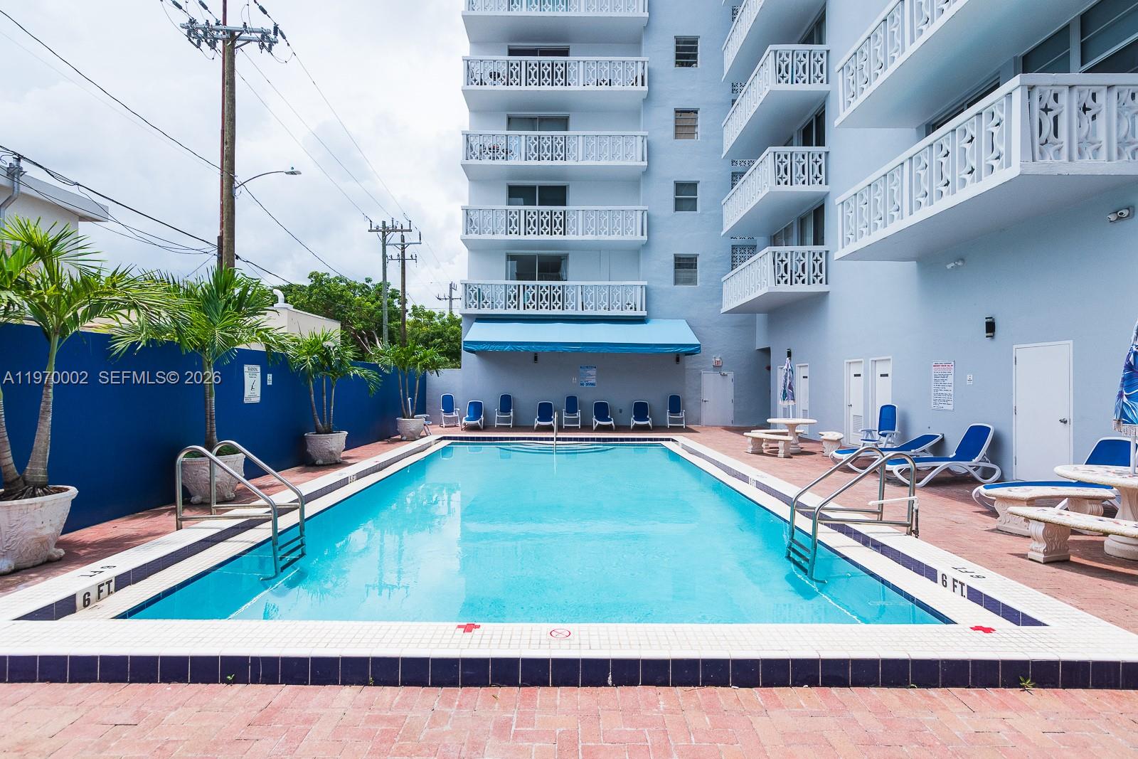 ADMIRAL TOWERS CONDO - Residential