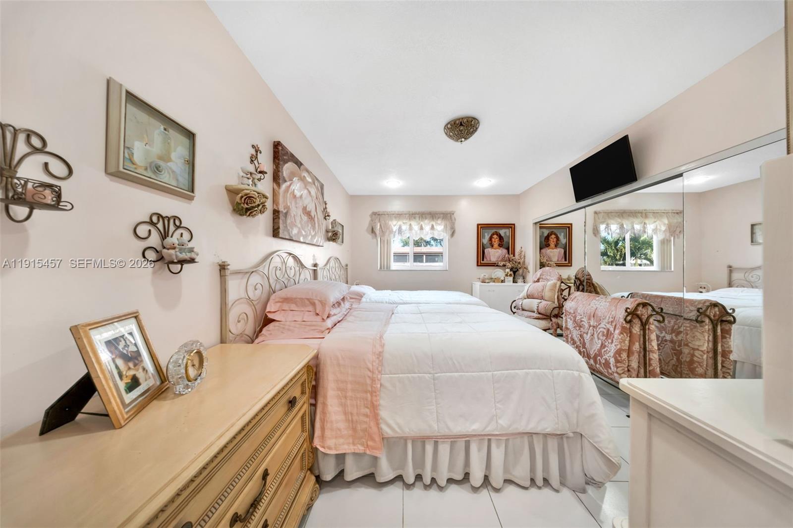 KENDALE SEC 1 - Residential