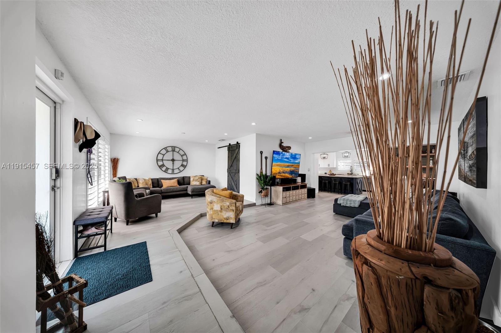 KENDALE SEC 1 - Residential