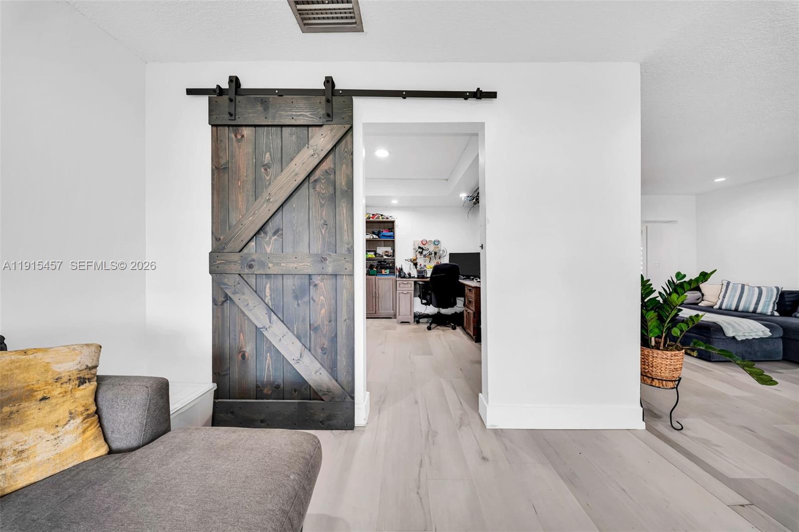 KENDALE SEC 1 - Residential