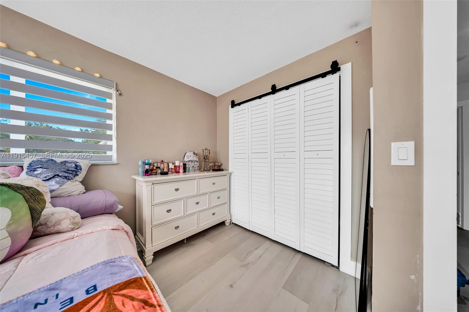 KENDALE SEC 1 - Residential