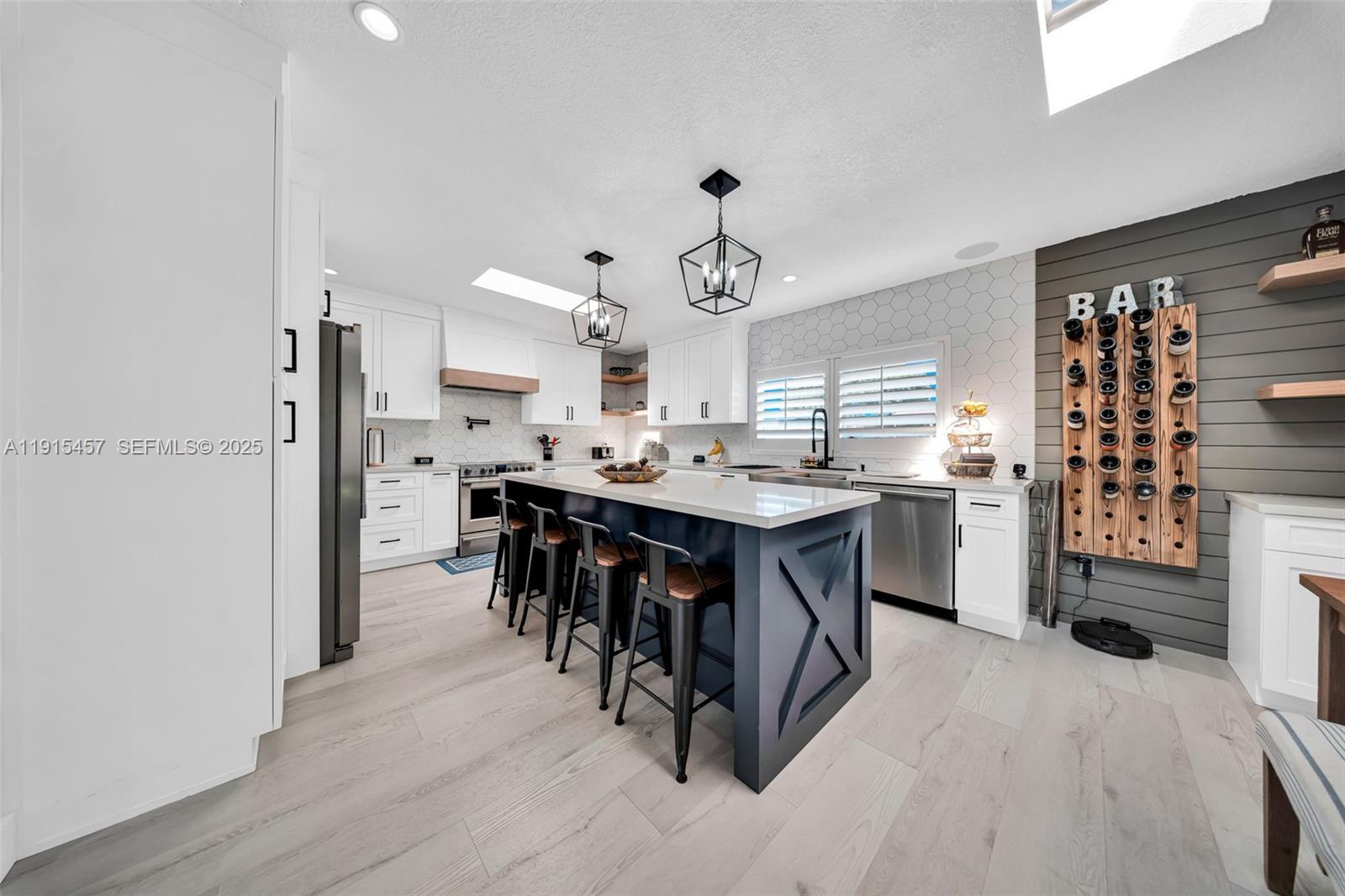 KENDALE SEC 1 - Residential