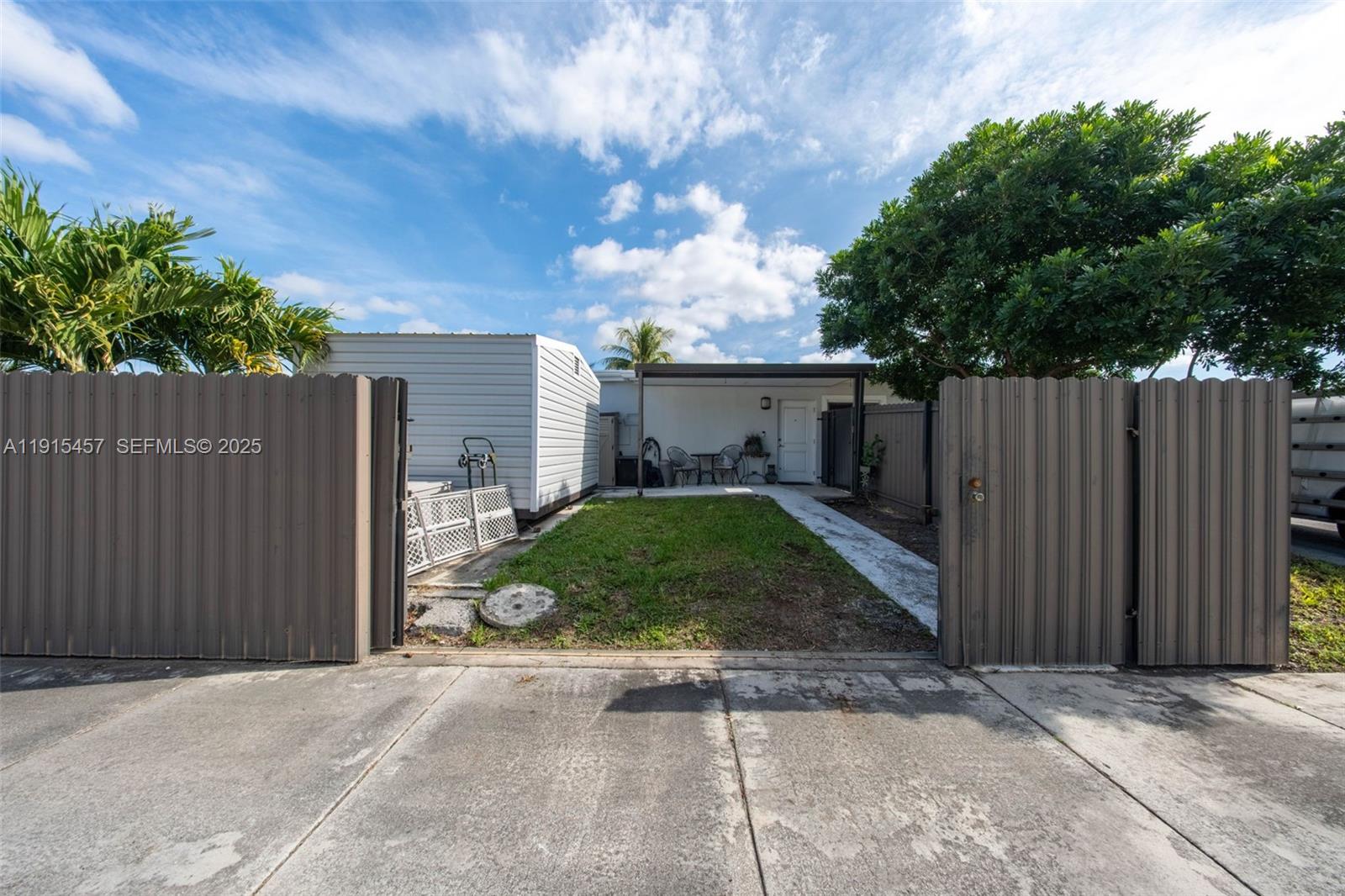 KENDALE SEC 1 - Residential