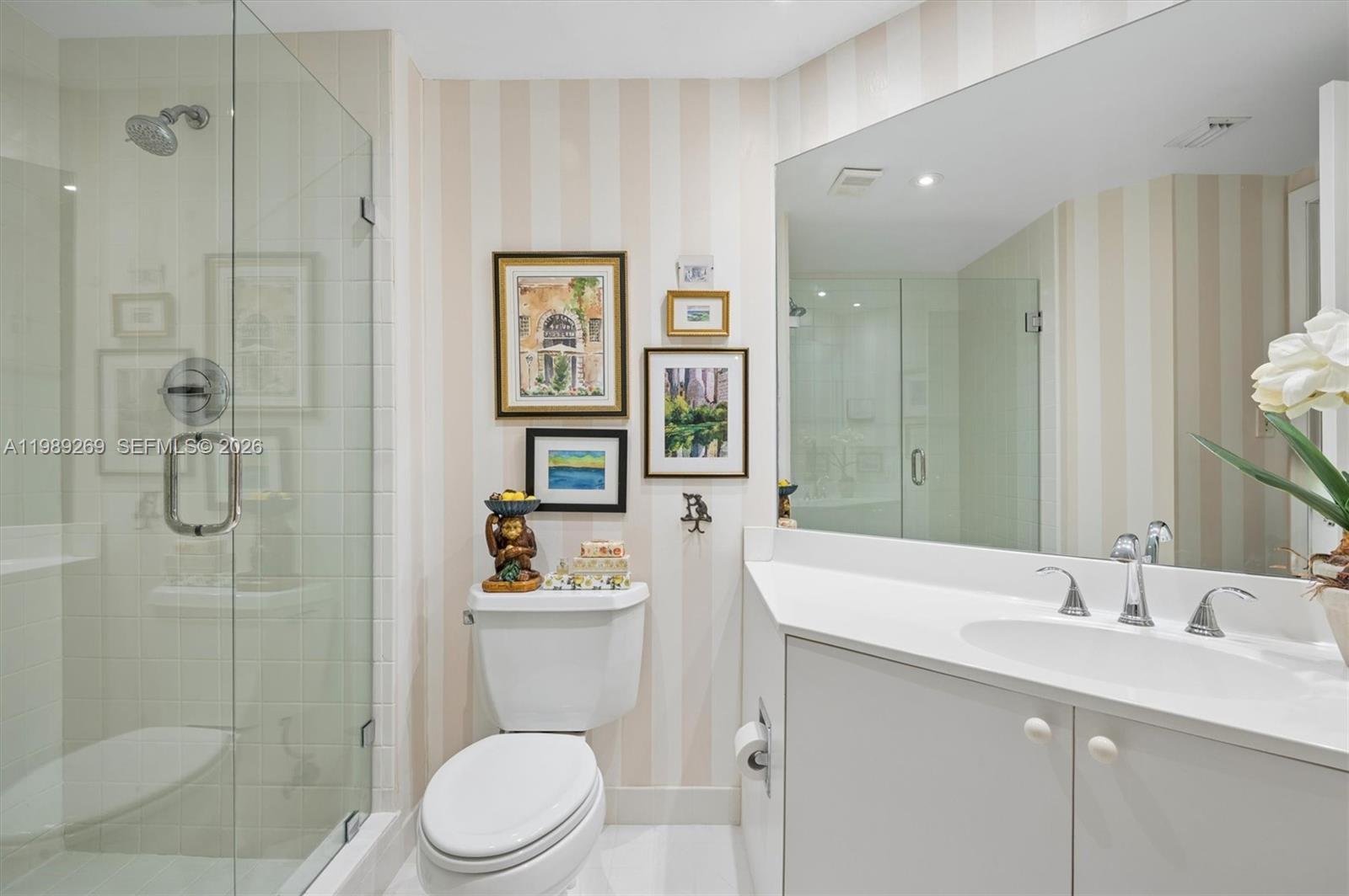 THE LANDMARK CONDO - Residential