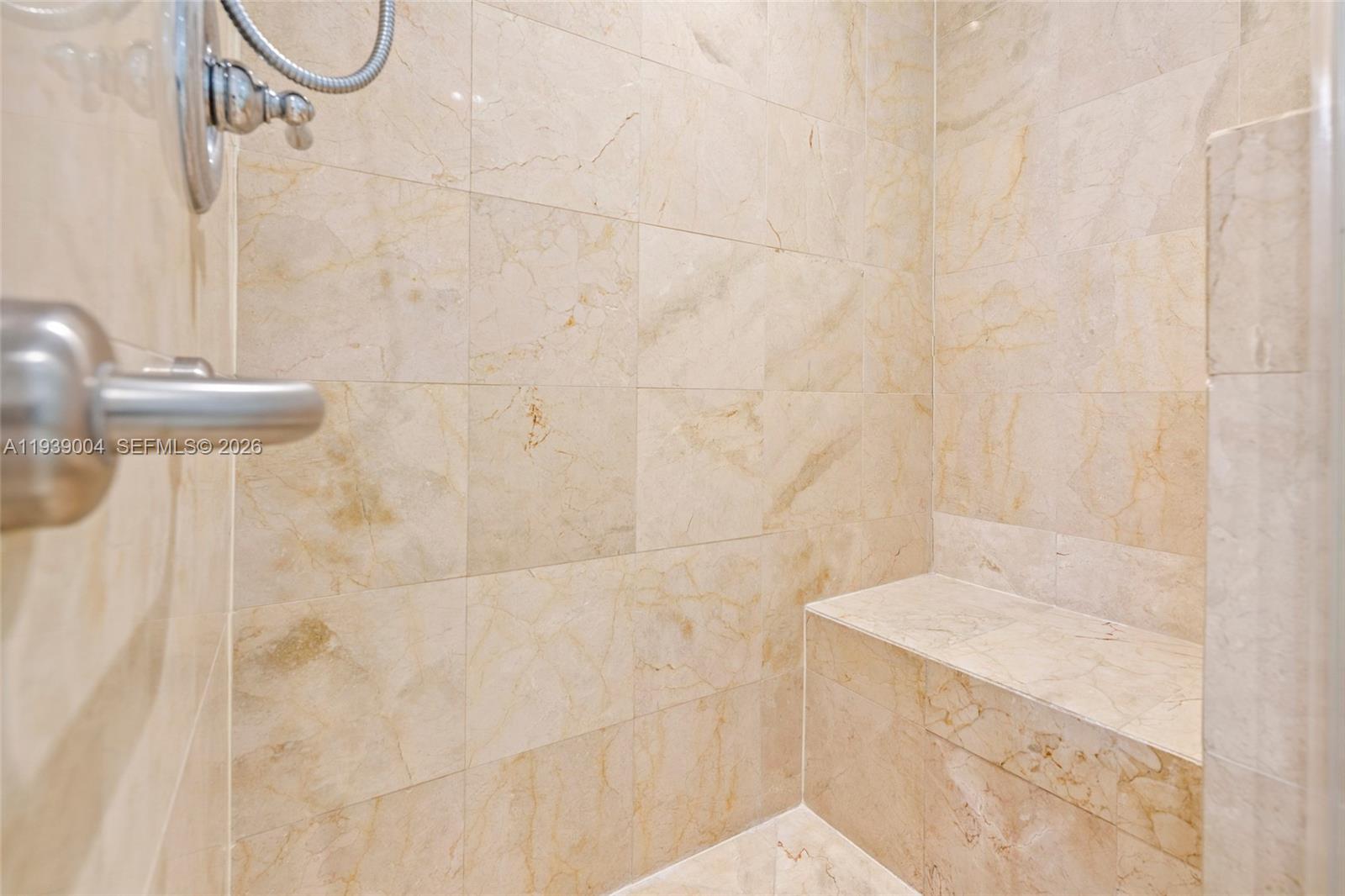 GABLES PARK TOWER - Residential