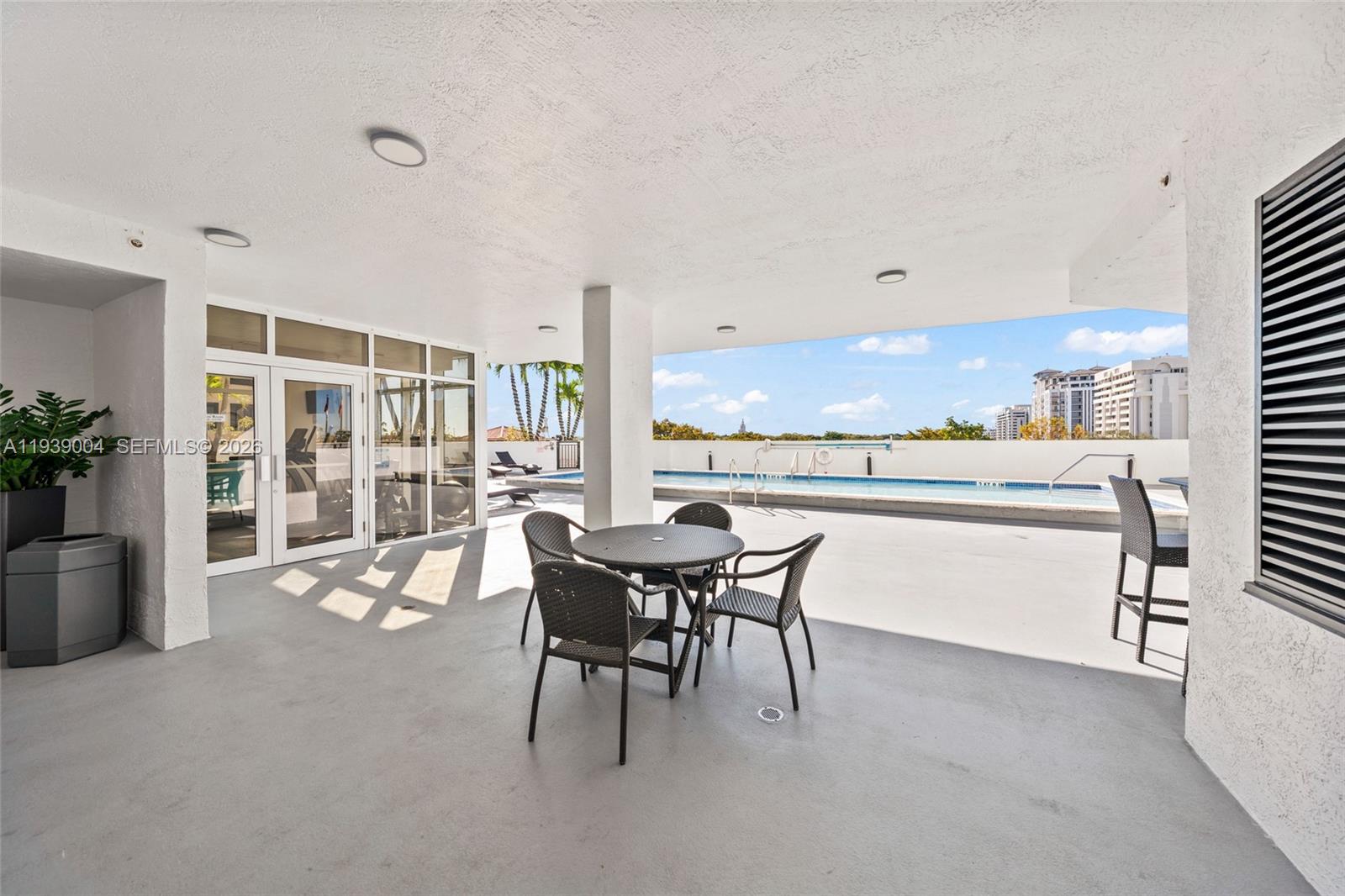 GABLES PARK TOWER - Residential