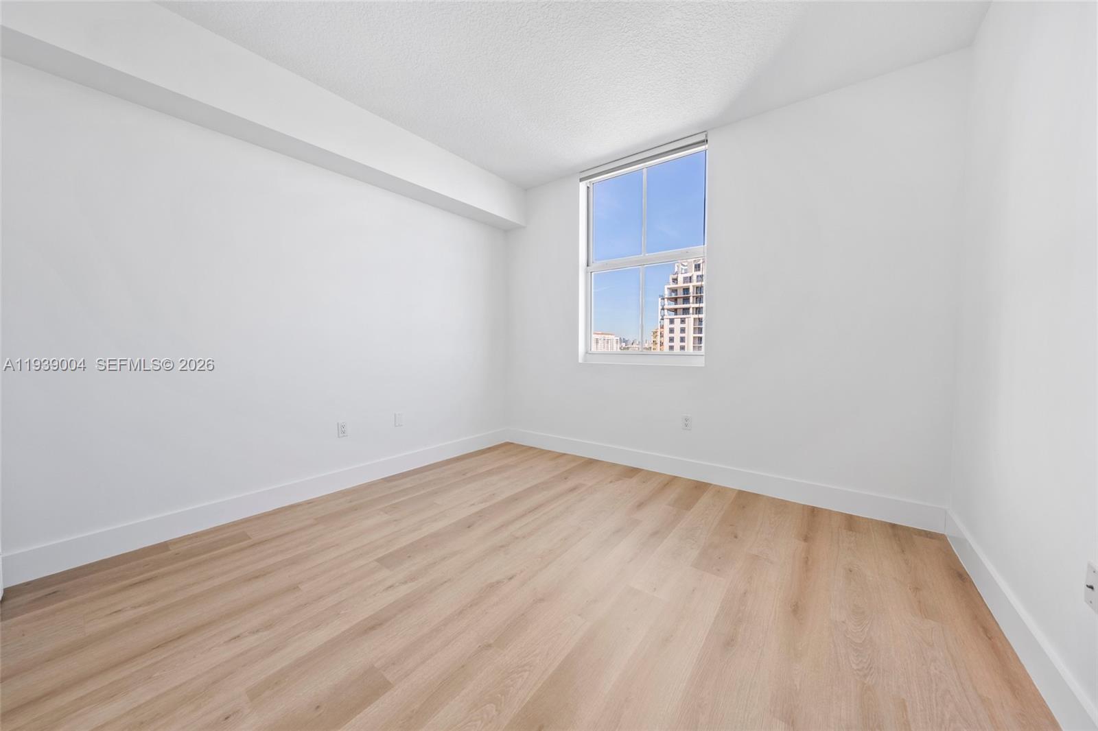 GABLES PARK TOWER - Residential