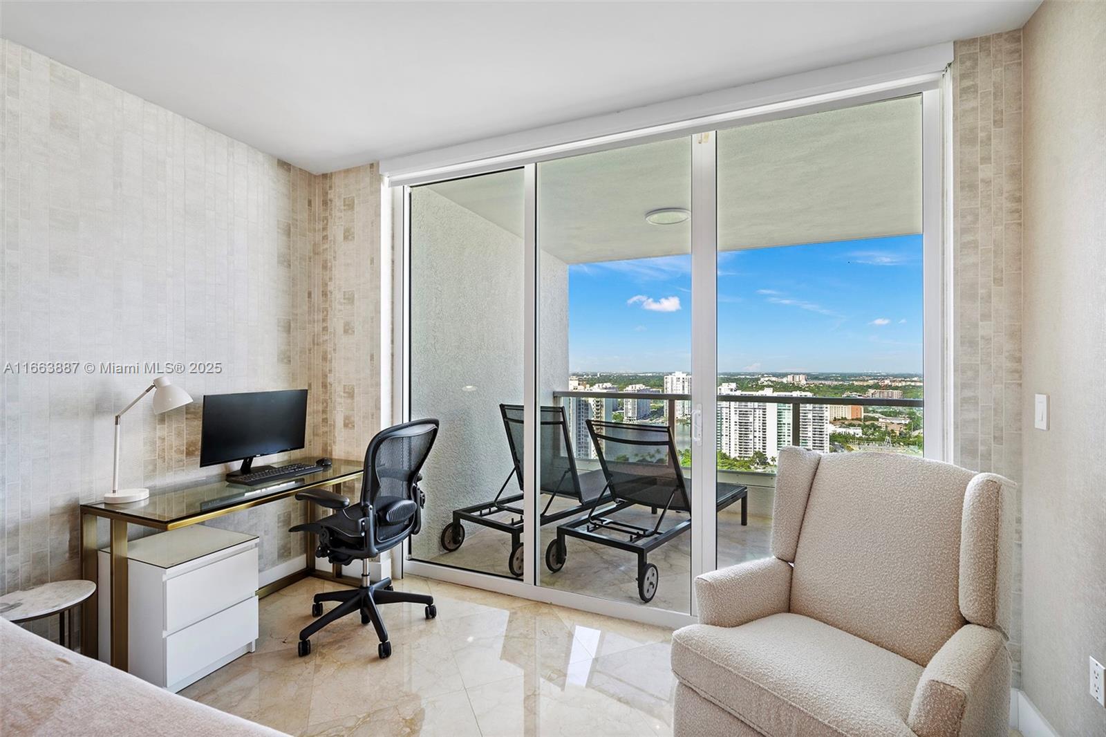 THE PENINSULA CONDO - Residential