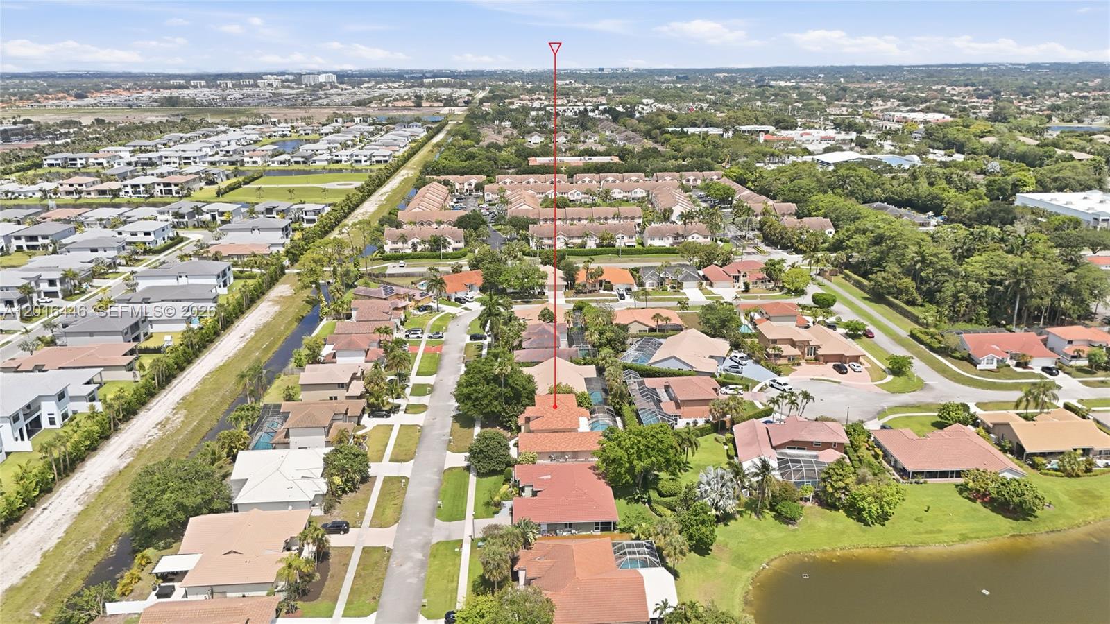 WEST BOCA LAKE - Residential