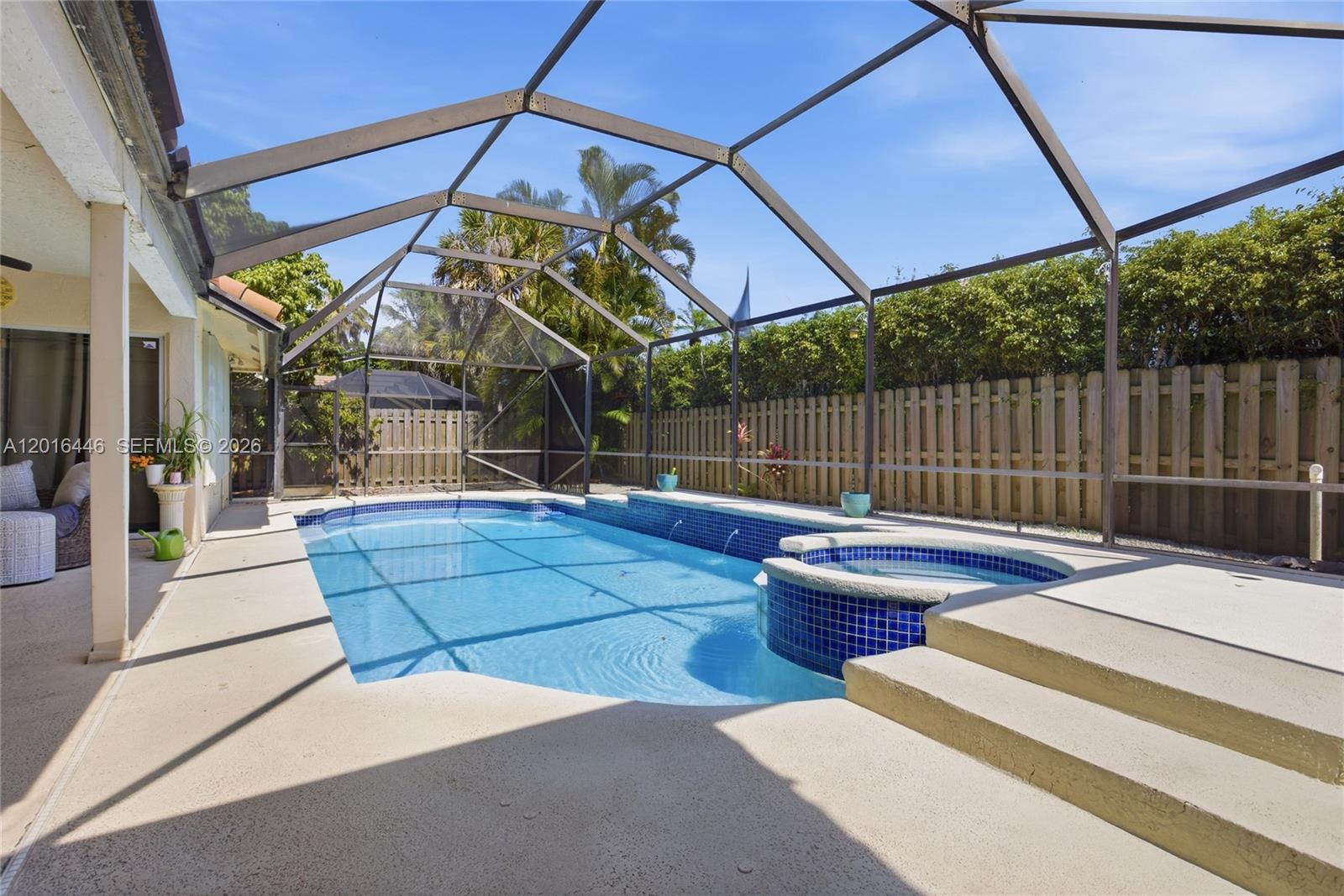 WEST BOCA LAKE - Residential