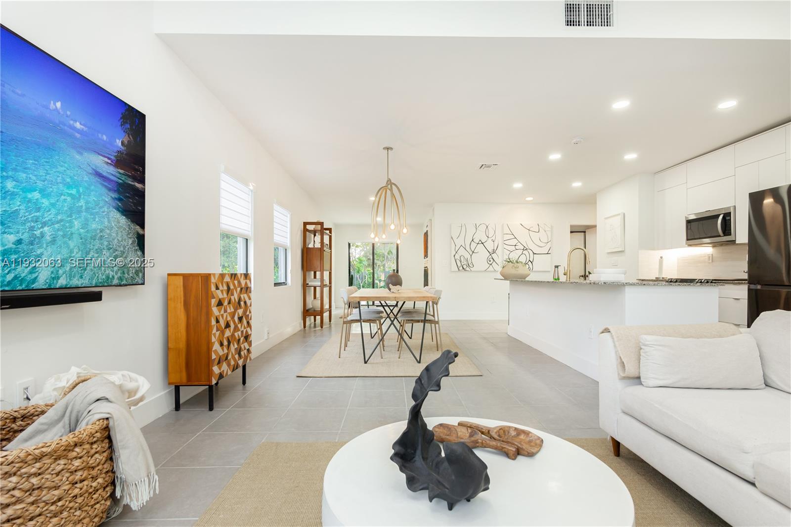 ARCHWOOD AMD PLAT - Residential