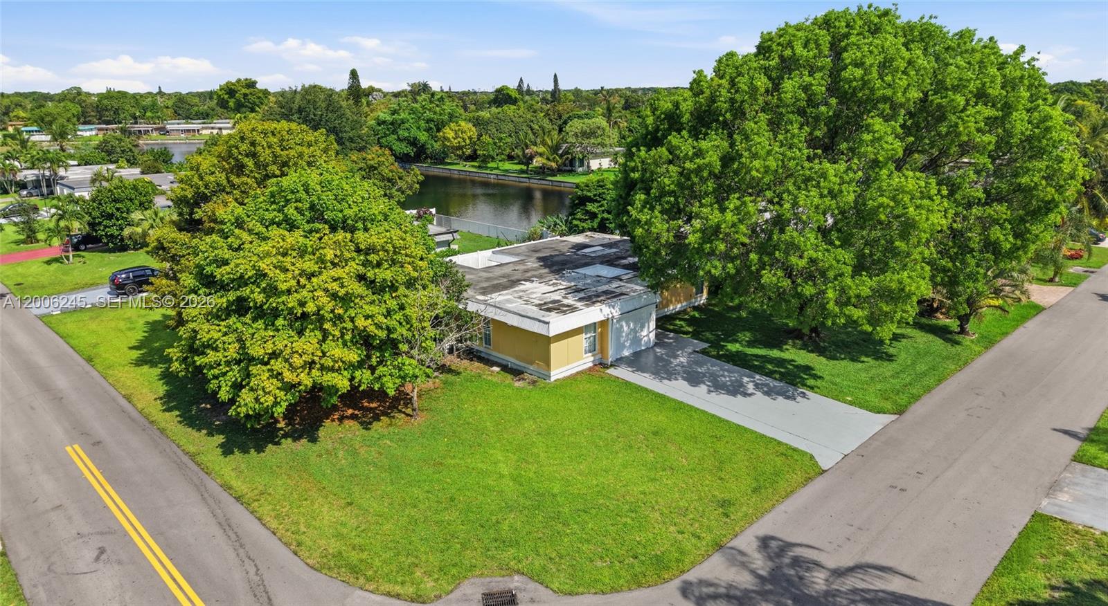 MAINLANDS OF TAMARAC LAKE - Residential