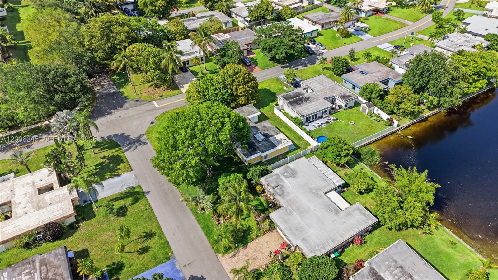 MAINLANDS OF TAMARAC LAKE - Residential