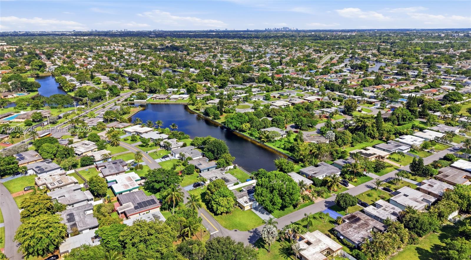 MAINLANDS OF TAMARAC LAKE - Residential