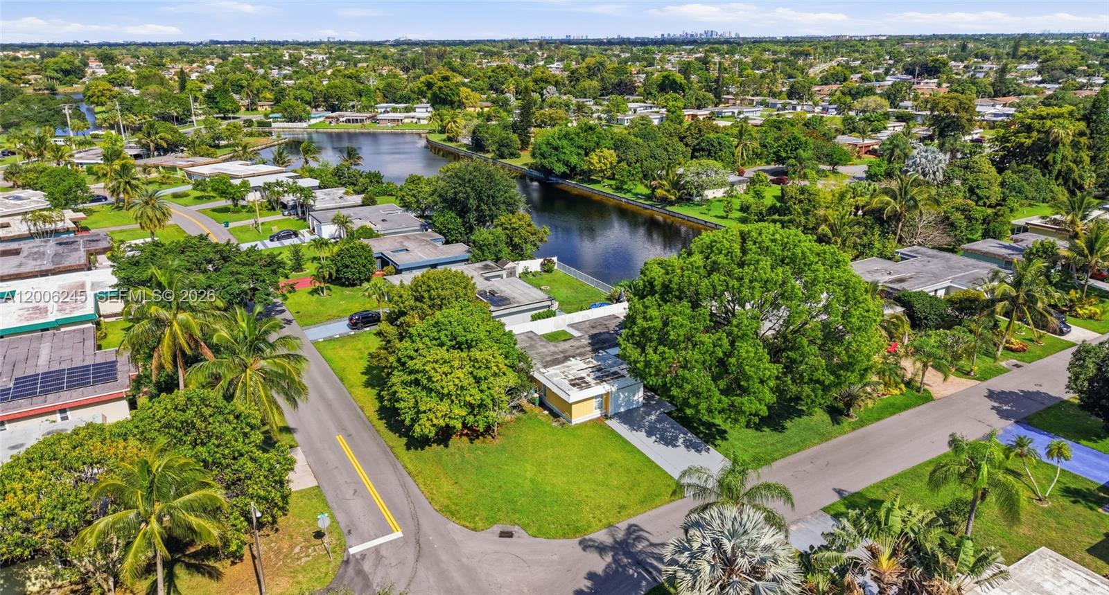 MAINLANDS OF TAMARAC LAKE - Residential