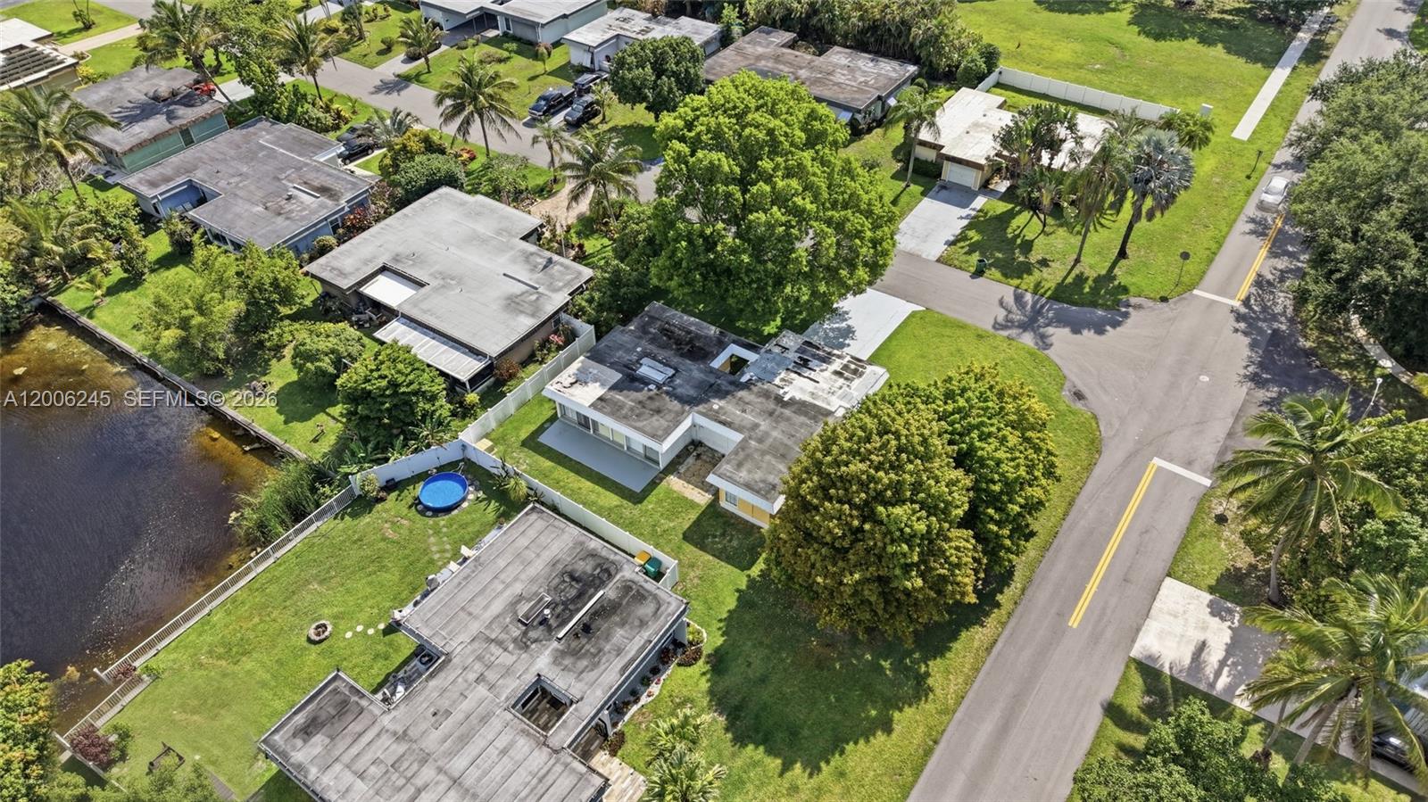 MAINLANDS OF TAMARAC LAKE - Residential