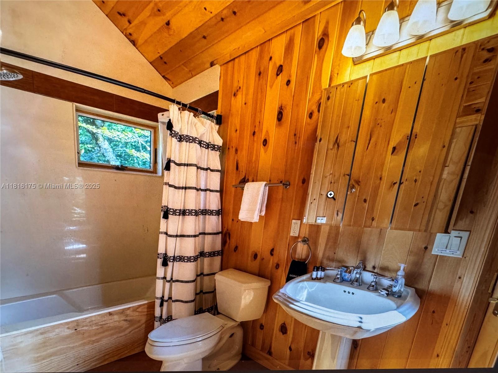 The Summit - Residential